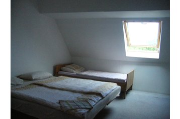 República Checa Privát Police nad Metují, Exterior